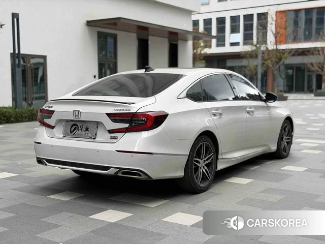 Honda Accord 2023 Белый из Китая, фото 4