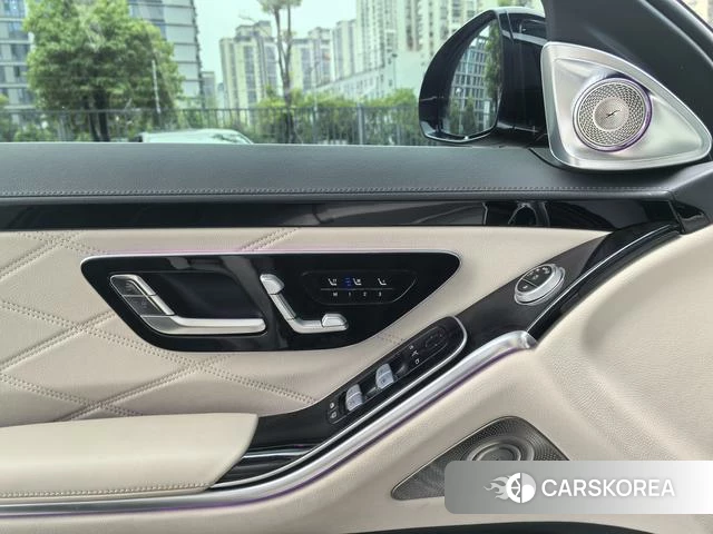 Mercedes-Benz Maybach S-class id 4256780 из Китая 15