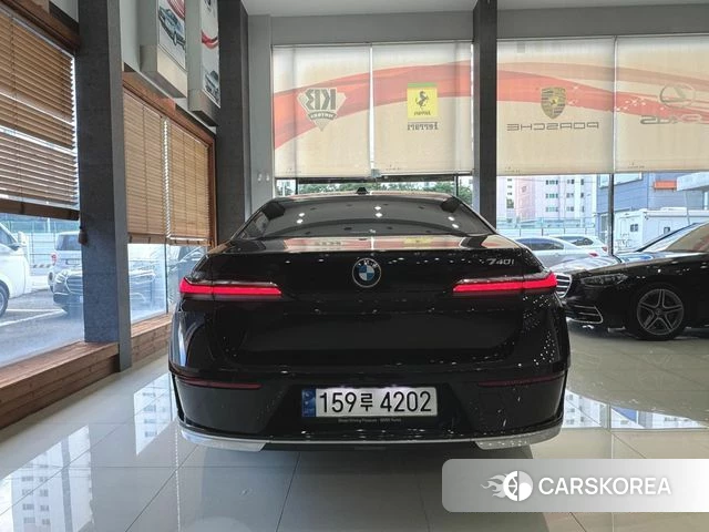 BMW 7 Series (G70) id 4753359 из Кореи 13