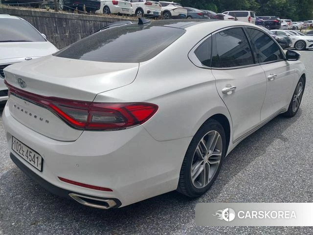 Hyundai Grandeur IG id 4684380 из Кореи 13