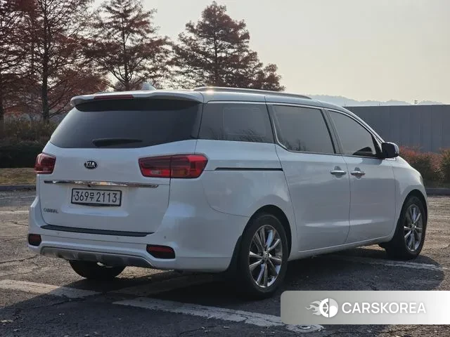 Kia The New Carnival id 3402682 из Кореи 14