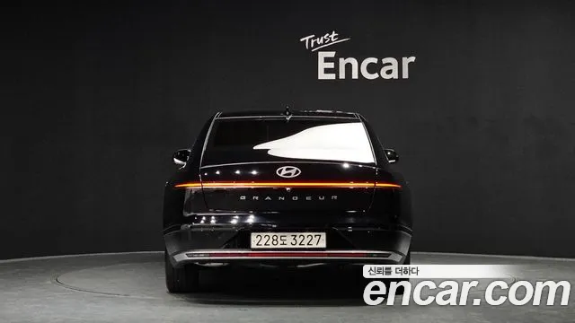 Hyundai Grandeur Hybrid (GN7) id 2425250 из Кореи 14