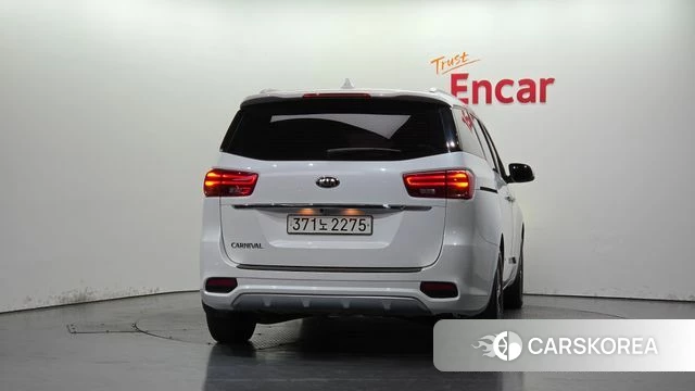 Kia The New Carnival id 4785323 из Кореи 26