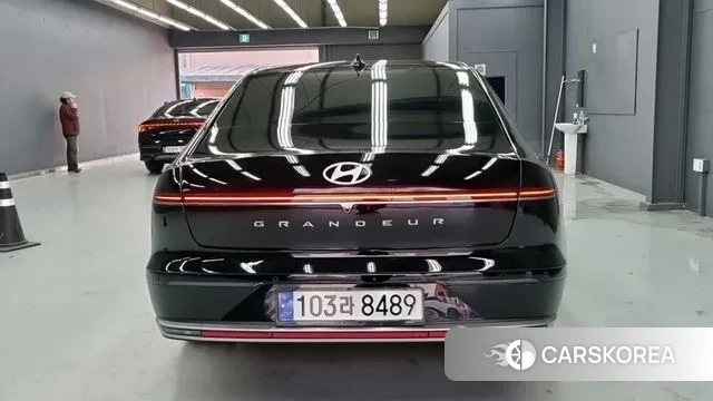 Hyundai Grandeur (GN7) id 3740188 из Кореи 12