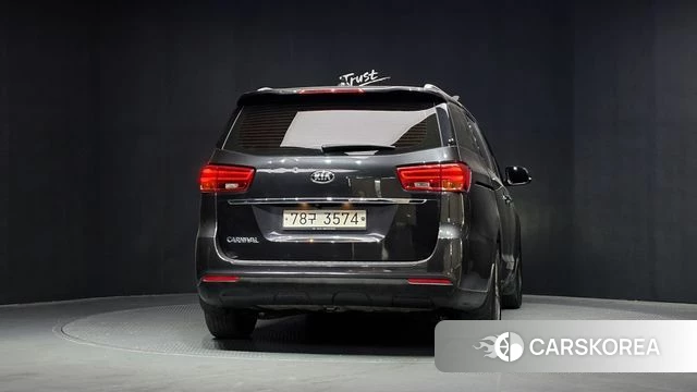 Kia The New Carnival id 4459655 из Кореи 14