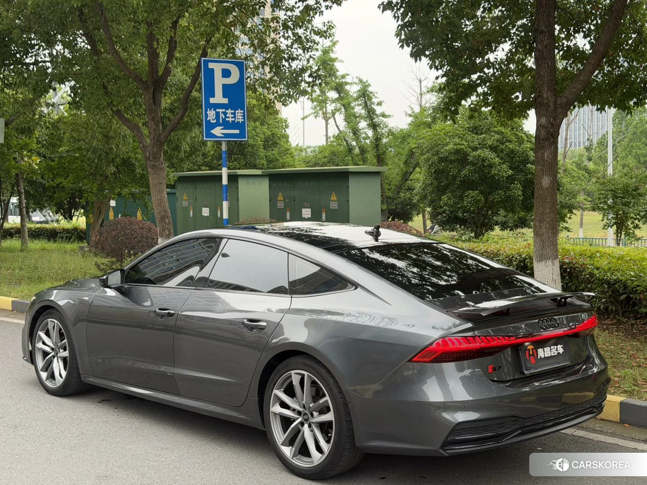 Audi A7 2023 Темно-серый из Китая, фото 4