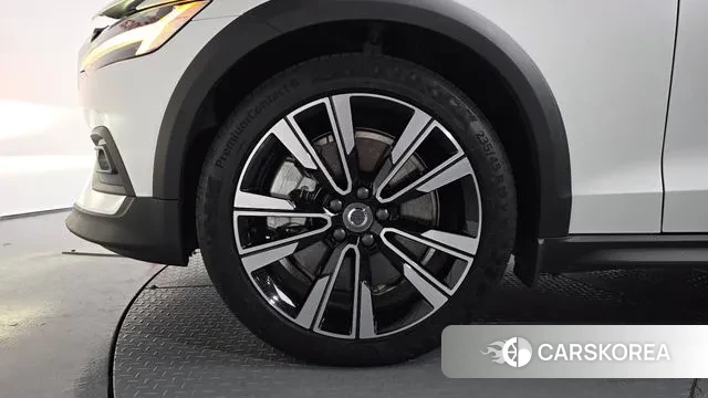 Volvo V60 Cross-Country 2nd Generation id 3388301 из Кореи 14