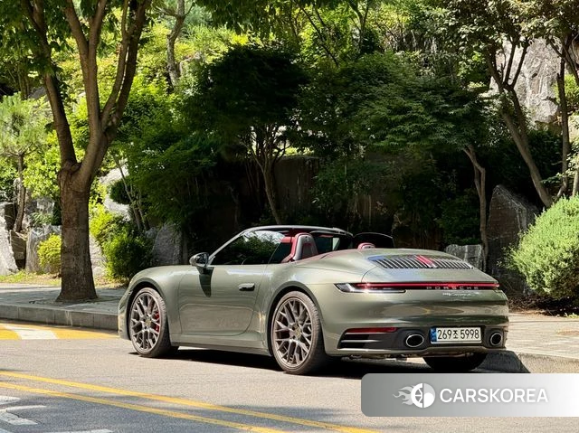 Porsche 911(992) id 4513152 из Кореи 13