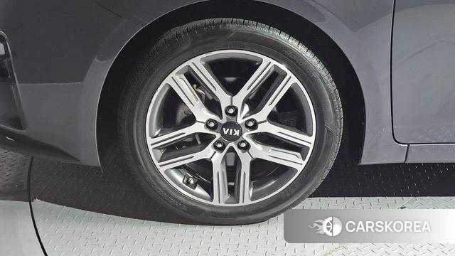 Kia Come New K3 id 4609852 из Кореи 25
