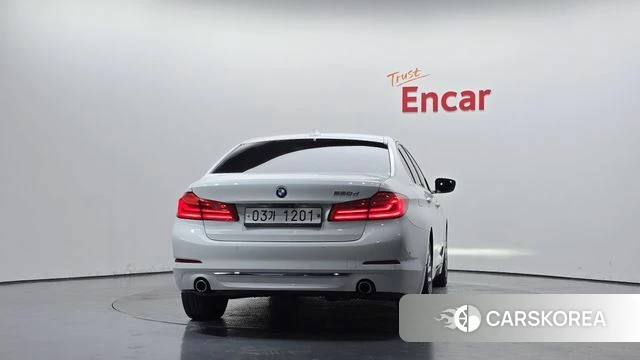 BMW 5 Series (G30) id 4900854 из Кореи 14