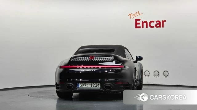 Porsche 911(992) id 4542479 из Кореи 32