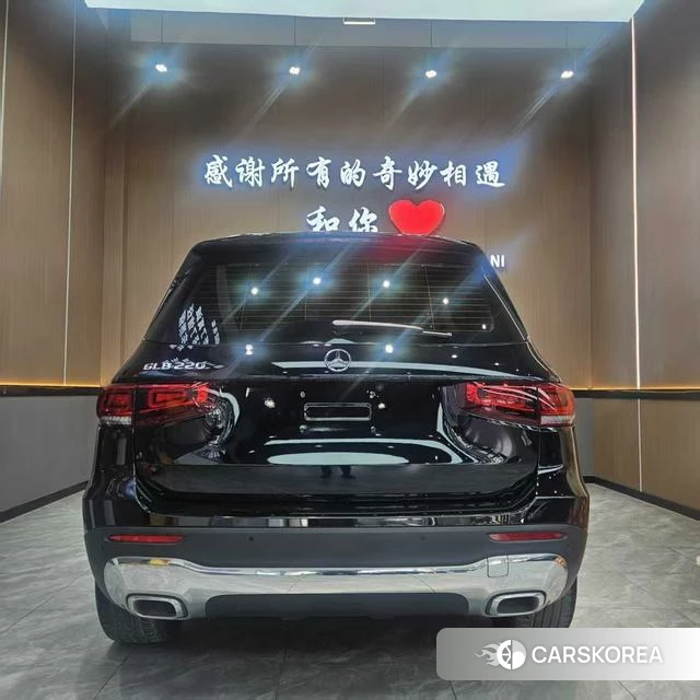 Mercedes-Benz GLB 2023 Черный из Китая, фото 4