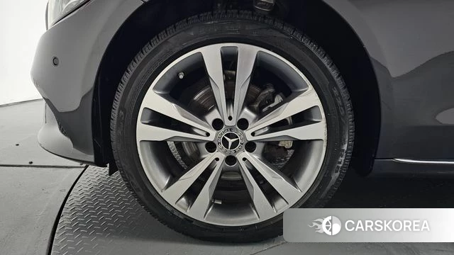Mercedes-Benz C-Class W205 id 4625405 из Кореи 28