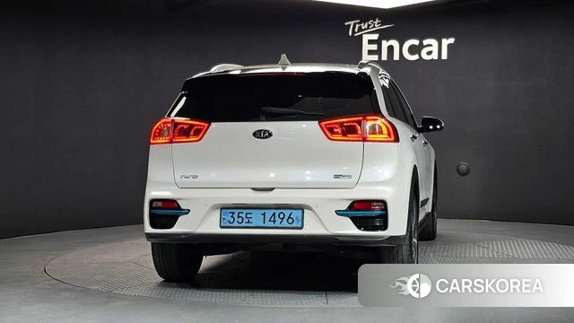 Kia Niro EV id 4179485 из Кореи 14