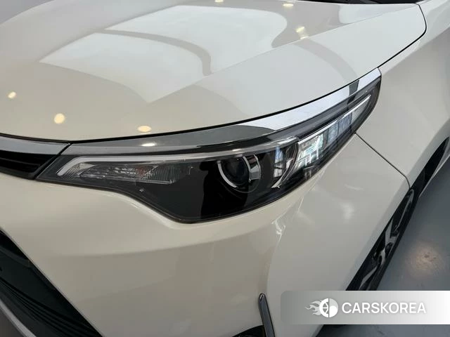 Toyota Lei Ling id 4211003 из Китая 14