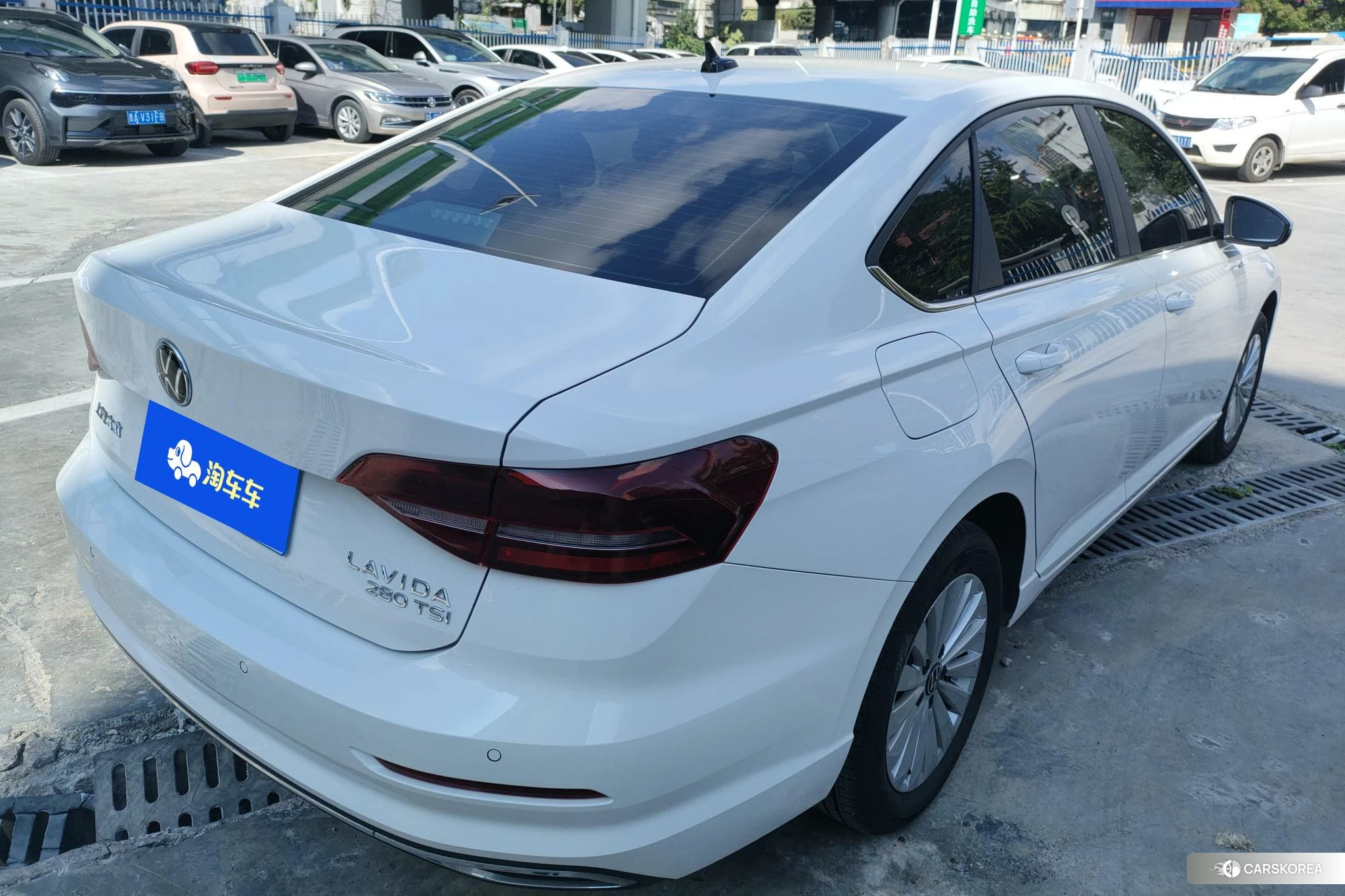 Volkswagen Lavida id 4452240 из Китая 11