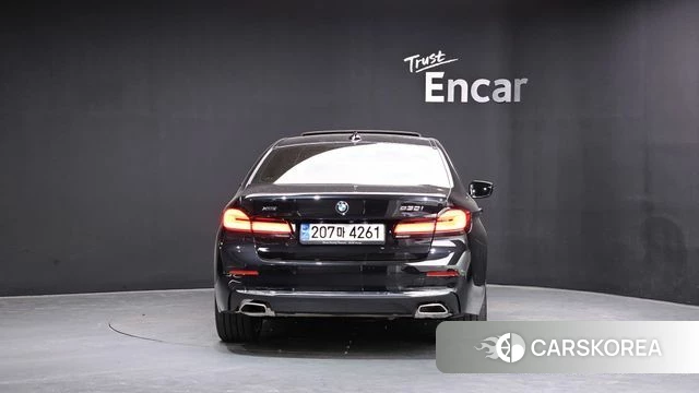BMW 5 Series (G30) id 4422459 из Кореи 14