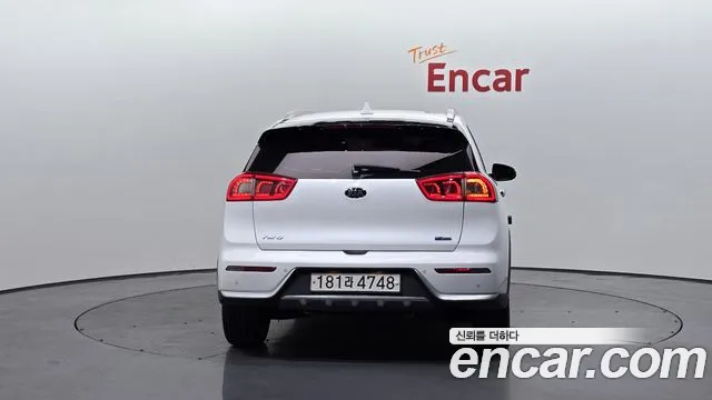 Kia Niro id 2700842 из Кореи 14