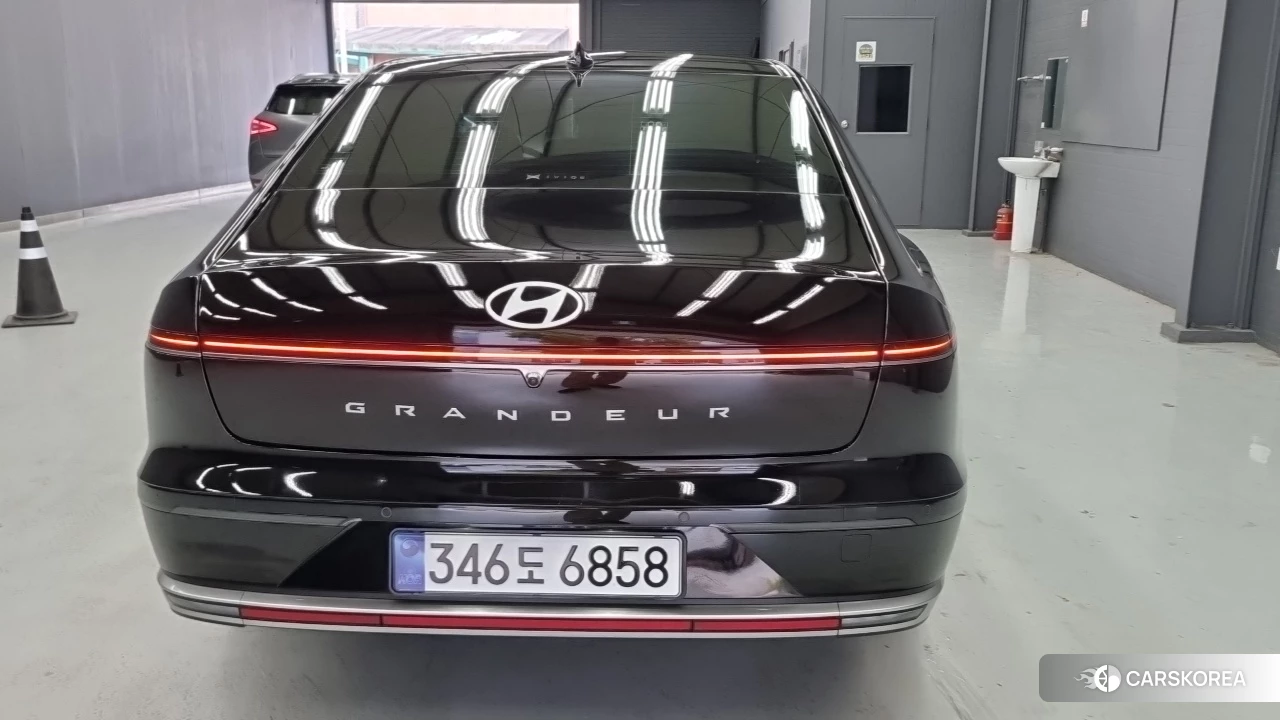 Hyundai Grandeur (GN7) id 4920972 из Кореи 12