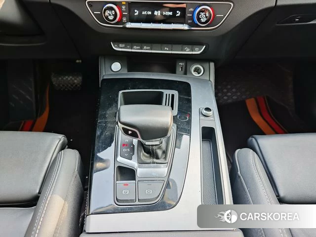 Audi Q5L id 4261376 из Китая 10