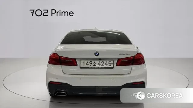 BMW 5 Series (G30) id 3439199 из Кореи 14