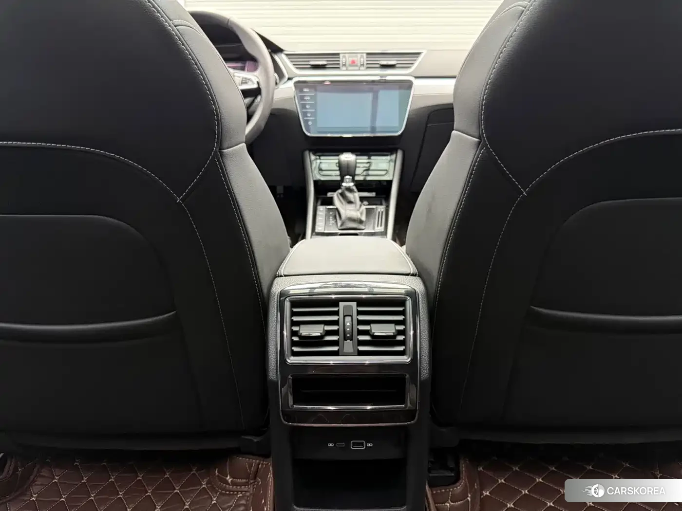 Skoda Superb id 4601044 из Китая 9