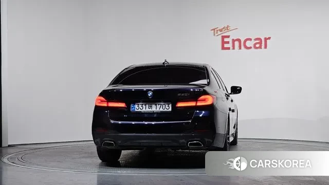 BMW 5 Series (G30) id 3630035 из Кореи 14