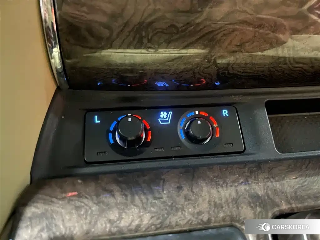 Toyota Elfa id 4599735 из Китая 28