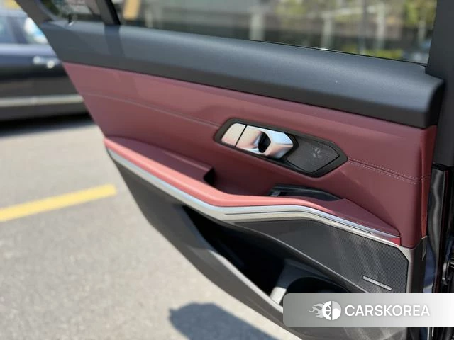 BMW 3 series id 4271377 из Китая 11