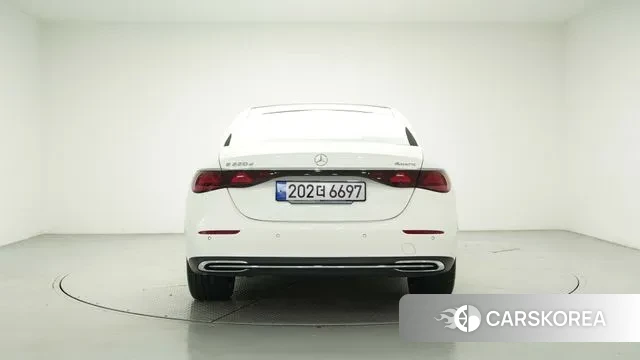 Mercedes-Benz E-Class W214 id 3052728 из Кореи 12