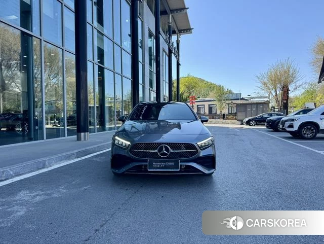 Mercedes-Benz Class A 2023 Темно-серый из Китая, фото 4