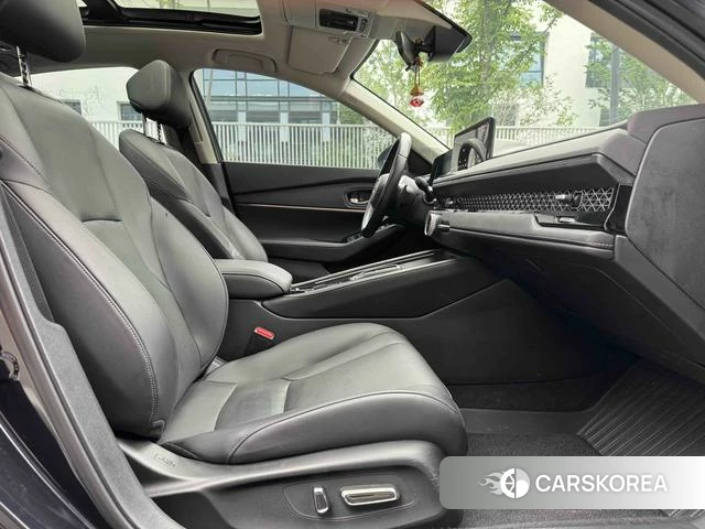 Honda Accord PHEV id 4387273 из Китая 11