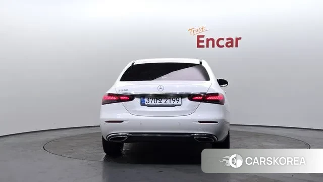 Mercedes-Benz E-Class W213 id 3646243 из Кореи 14