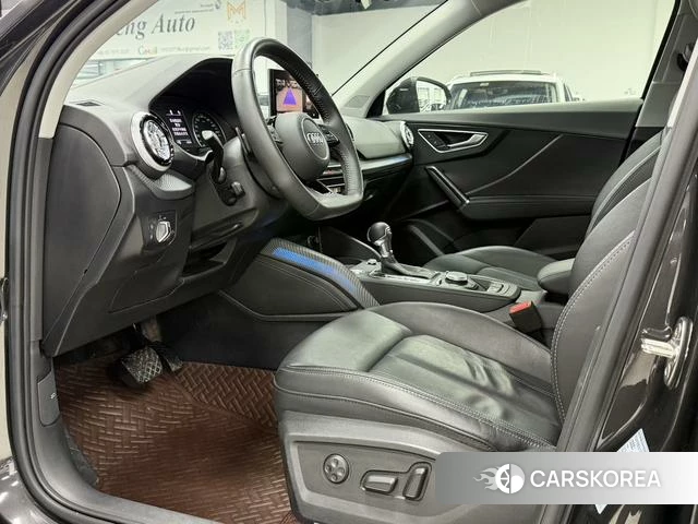 Audi Q2L id 4263298 из Китая 17