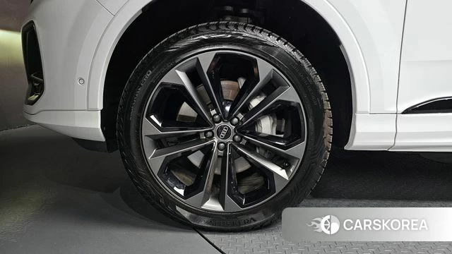 Audi Q7 (4M) id 4266115 из Кореи 29