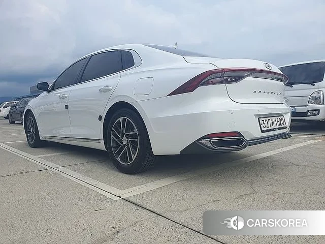 Hyundai The New Grandeur IG id 3718082 из Кореи 14