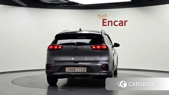 Kia The New Niro id 4676990 из Кореи 14
