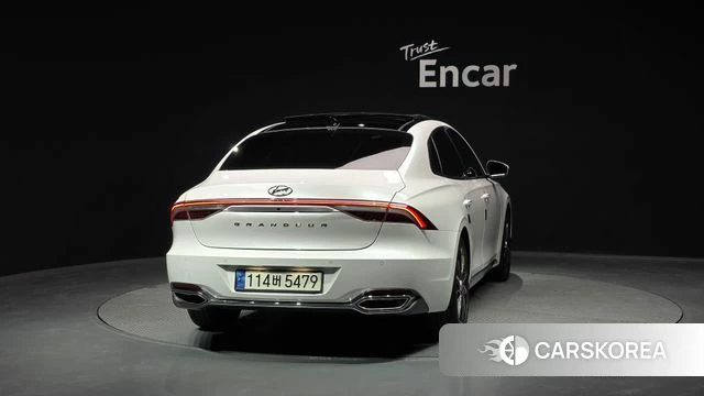 Hyundai The New Grandeur IG id 4283351 из Кореи 30