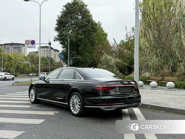Audi A8 2021 Черный из Китая, фото 4