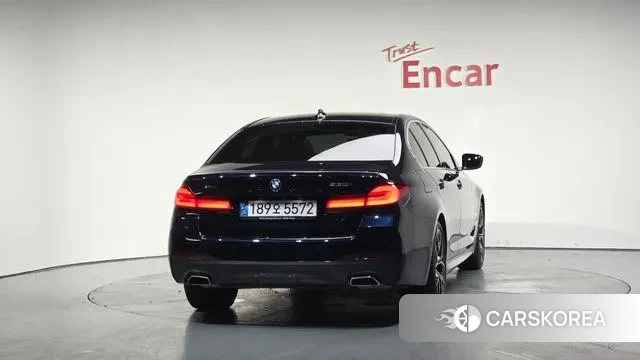 BMW 5 Series (G30) id 2939888 из Кореи 14