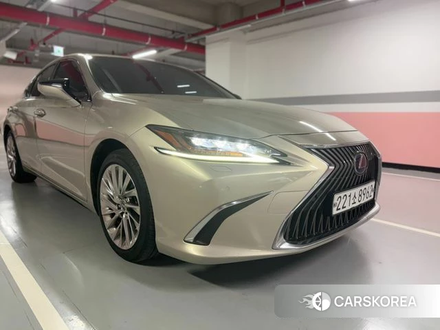 Lexus ES300h 7th generation id 4895037 из Кореи 9