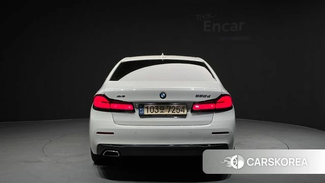 BMW 5 Series (G30) id 4573340 из Кореи 27