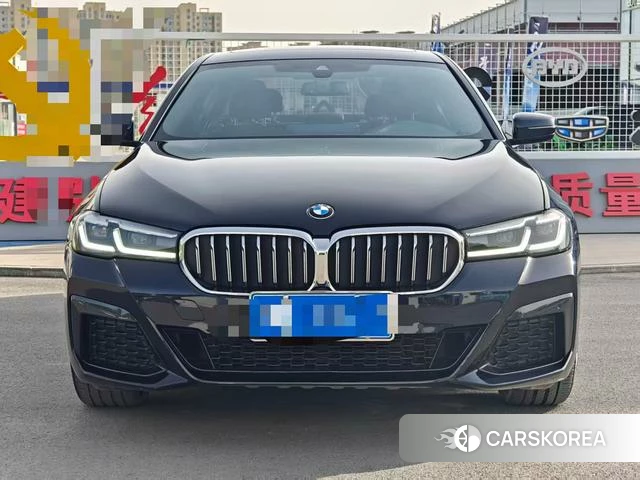BMW 5 series 2021 Черный из Китая, фото 4