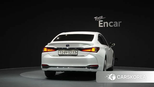 Lexus ES300h 7th generation id 4721547 из Кореи 28