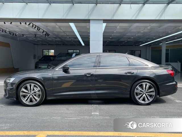 Audi A6L id 4273889 из Китая 27