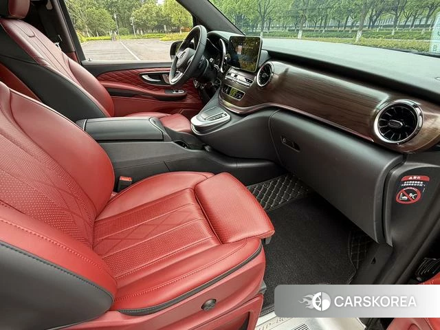 Mercedes-Benz V-class id 4374547 из Китая 12