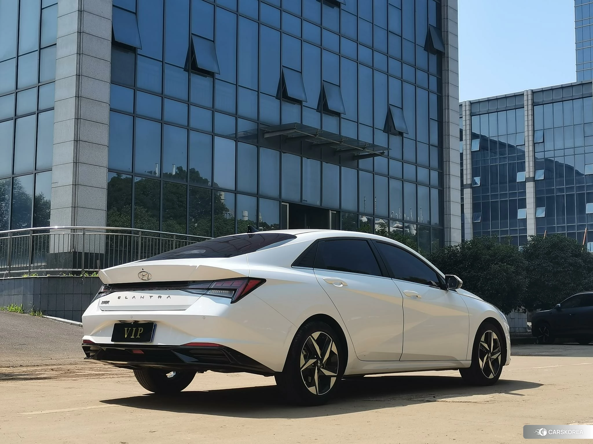 Hyundai Elantra id 4468002 из Китая 10