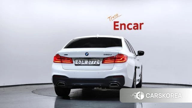 BMW 5 Series (G30) id 4746926 из Кореи 33