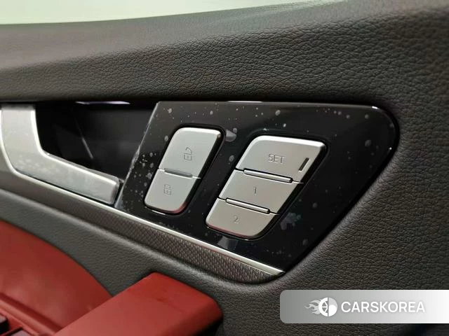 Audi Q5L id 4271361 из Китая 11
