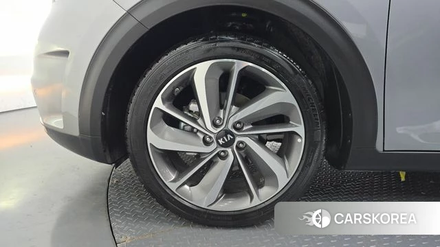 Kia Niro id 4417210 из Кореи 26